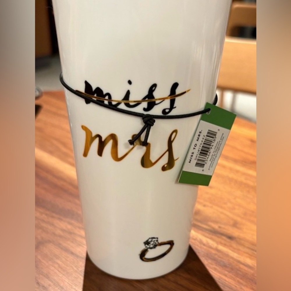 Kate Spade Elegant White and Gold Tumbler NWT